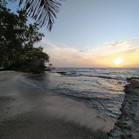 Sol Y Mar Hotell Puerto Limon Eksteriør bilde